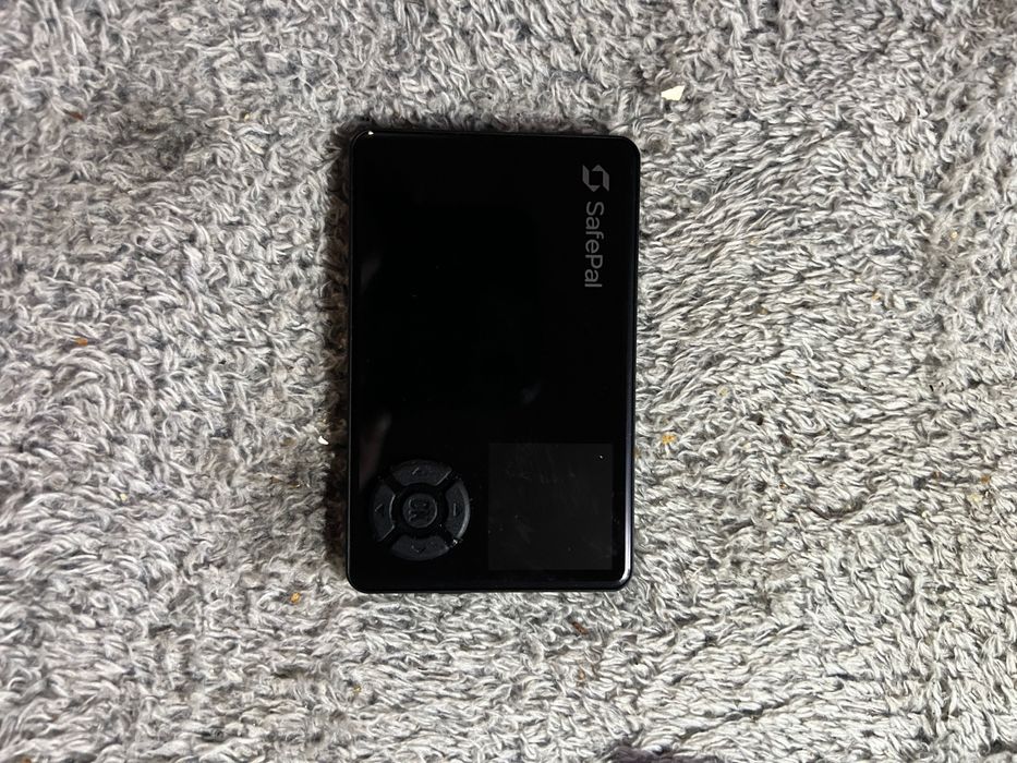 Срочно продам Холодный крипто-кошелек Safepal S1 Новый в упаковке