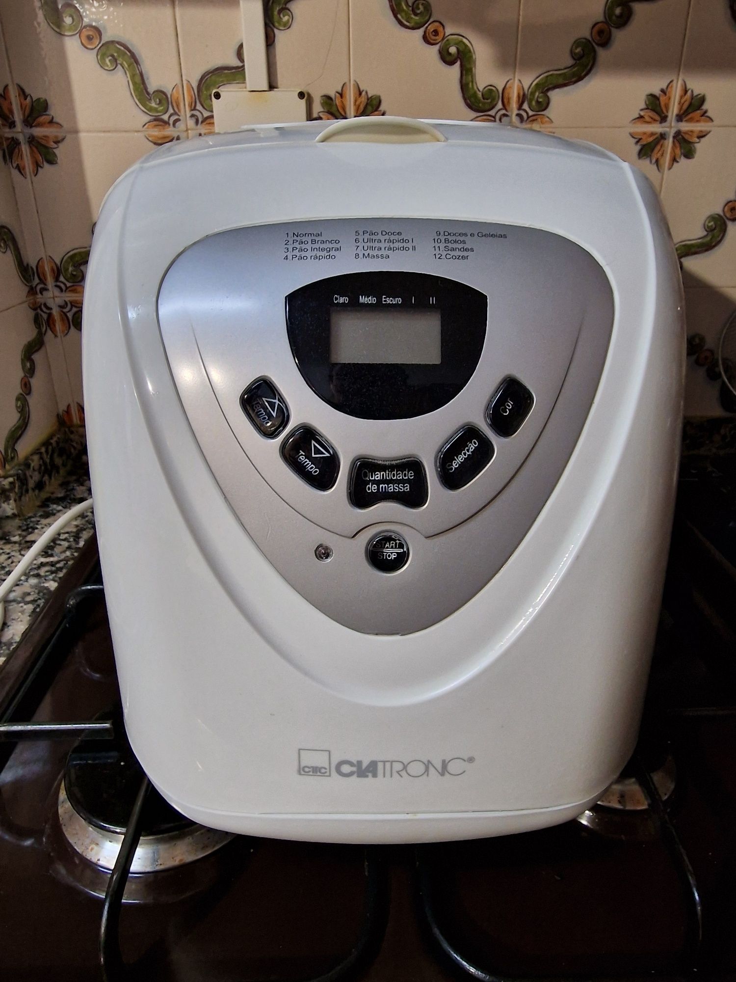 Máquina de pão branca