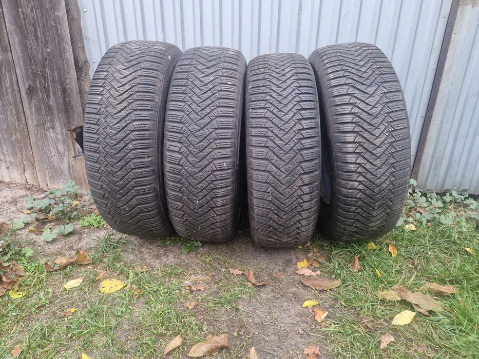 Opony zimowe  215/65/16 jak nowe SUV