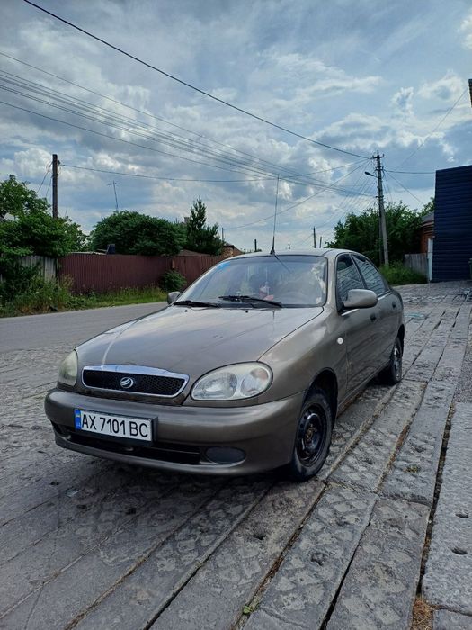 Продам машину ZAZ sens 1.3 2012