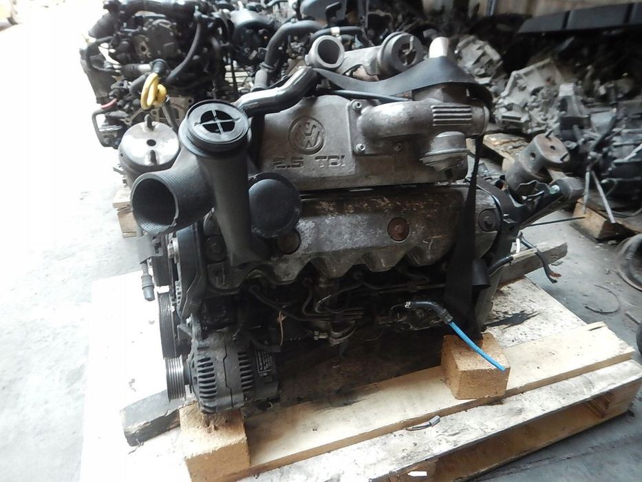 SILNIK VW TRANSPORTER T4 2.5 TDI ACV POMPA WTRYSKI TURBO 198 TYS.km