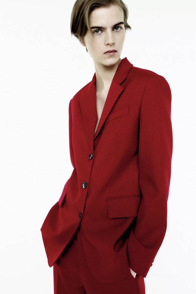 Піджаки нові Zara.