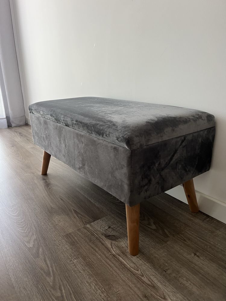 Conjunto bancos apoio/banquetas/poltronas/puffs