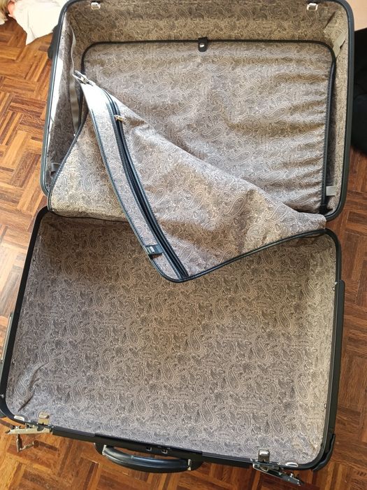 Mala de viagem de porão Samsonite vermelha belíssima