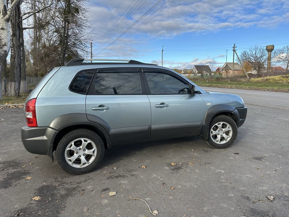 Продам Хюндай Туксон 2008 г 4 WD