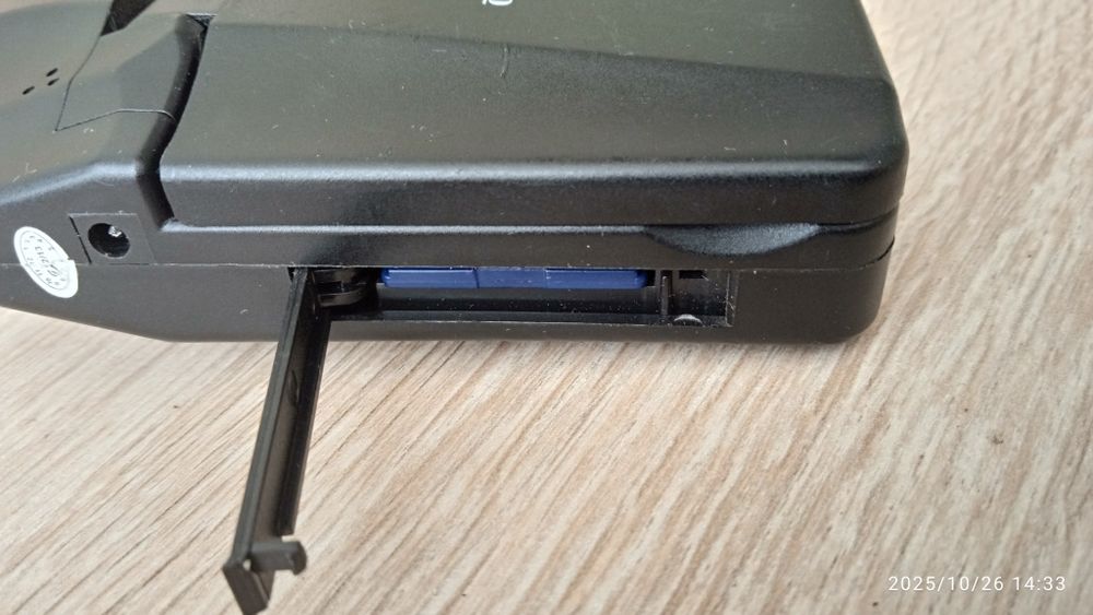 Продам автомобильный регистратор Gazer S514