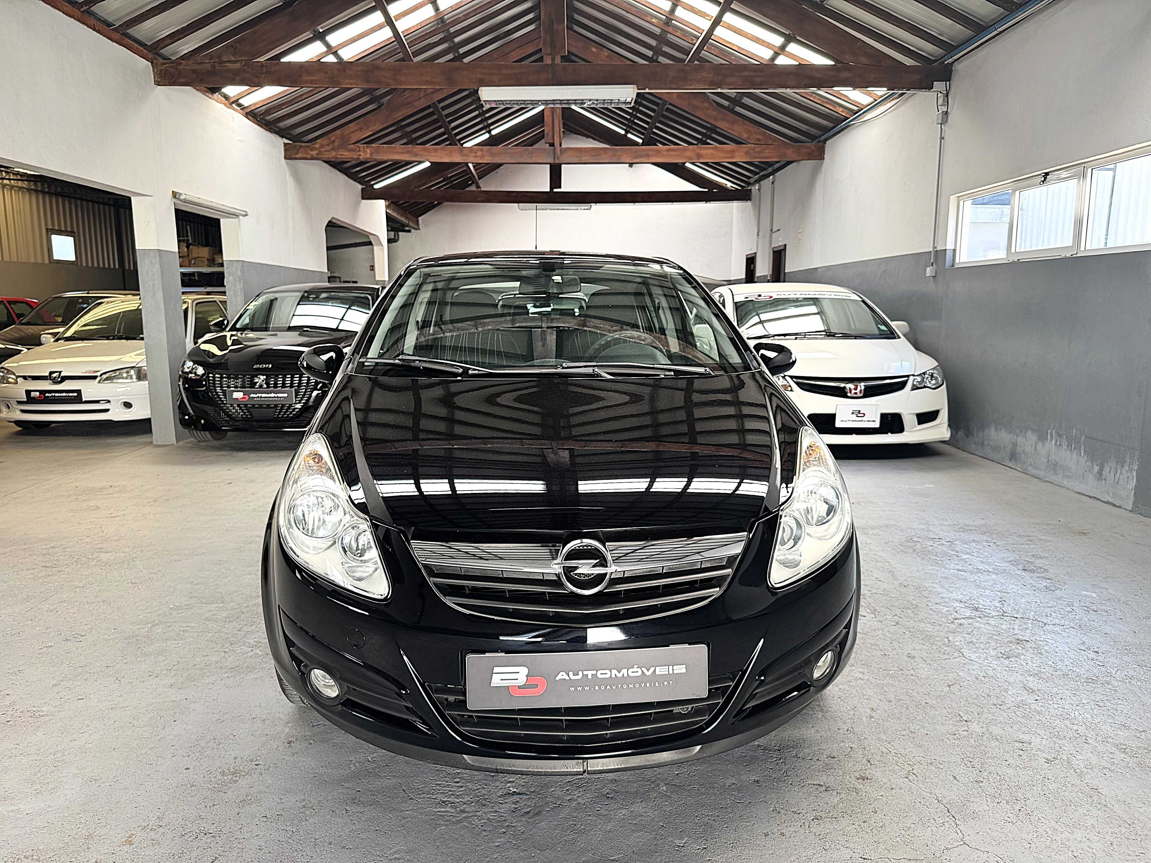 Opel Corsa D 1.2 A/C Poucos Km C/Novo