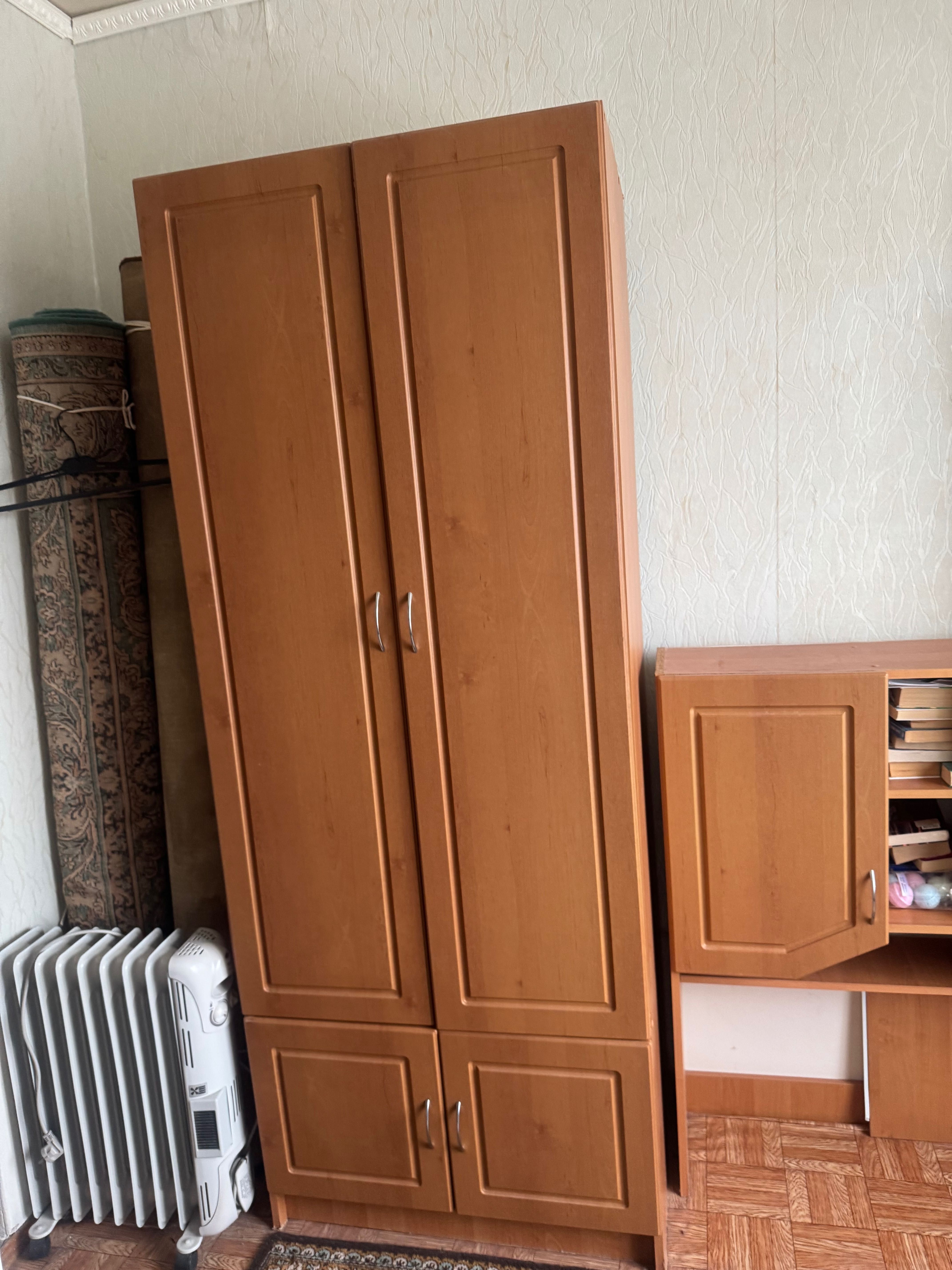 Продам мебель школьный уголок