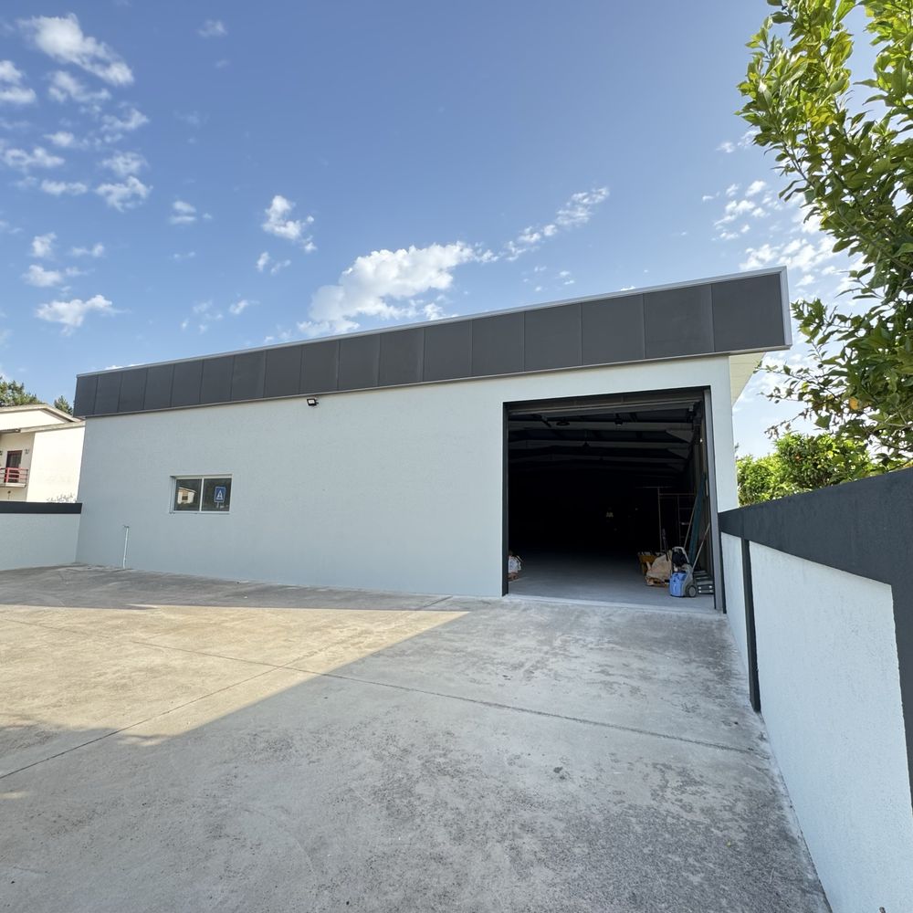 Alugo armazem 450m2 Ervedal figueira da foz