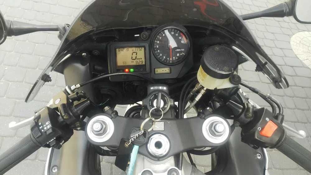 cbr 900rr fireblade  stan bdb cbr 600 możliwe raty