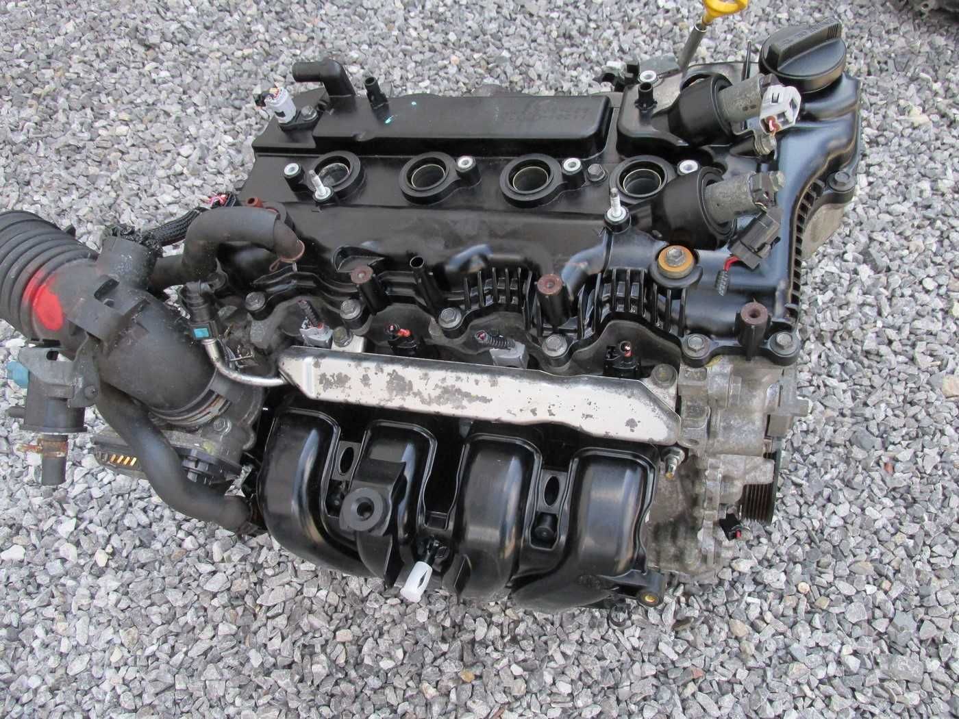 Silnik toyota auris yaris 1.33