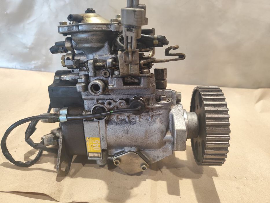 ТНВД паливний насос на Toyota Carina E. 2,0.d. 1992-1999p.