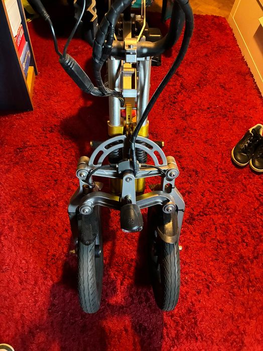 Mota eléctrica dobrável