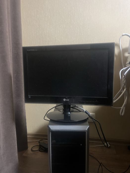 Продам компьютер (системник, монитор, буфер)