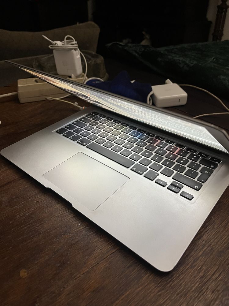 Mac air i5 512gb 8gb ram