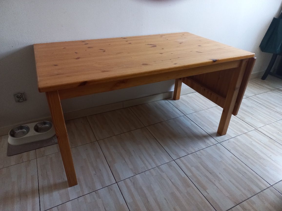 Stół Ikea - drewniany