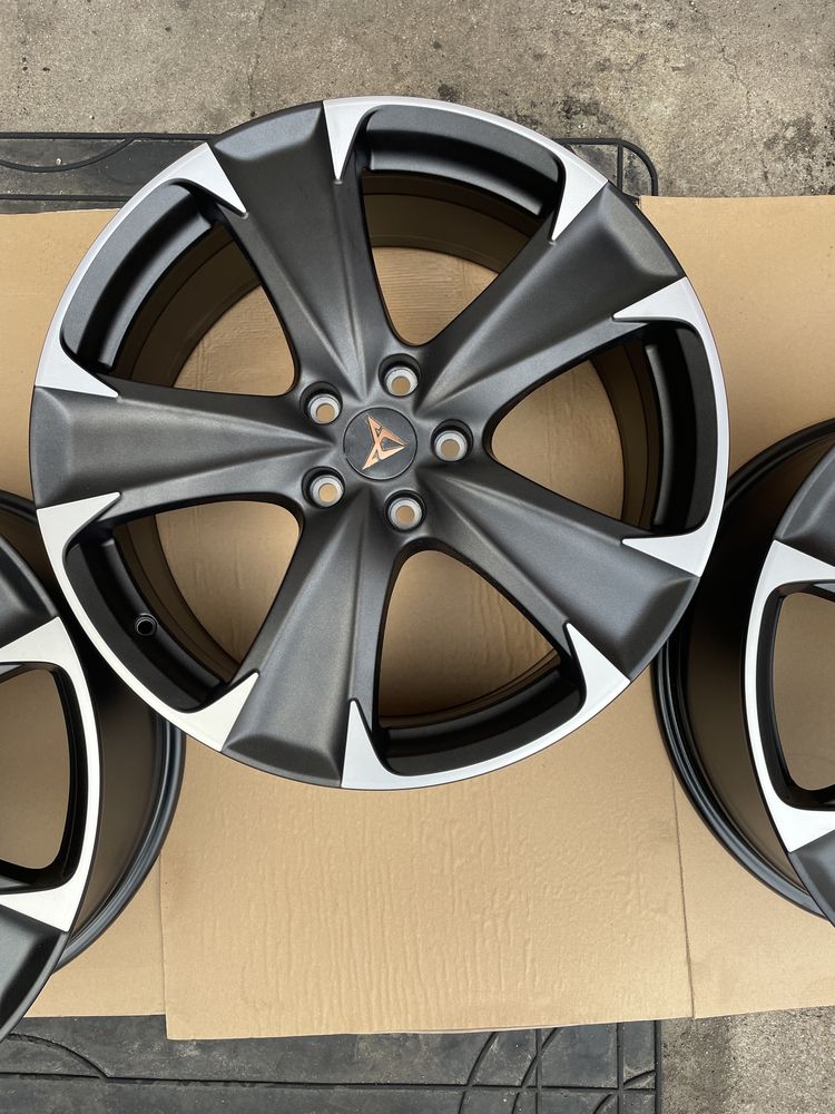 Felgi Leon Cupra 5FA 8x19 et49 5x112