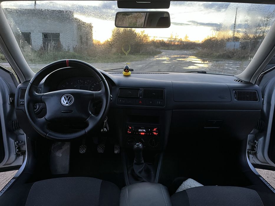 Golf 4, 1.4 бензин, 2001