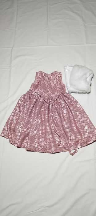 Нарядное платье для девочки