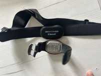 Banda cardio com relogio On Rhythm 500
