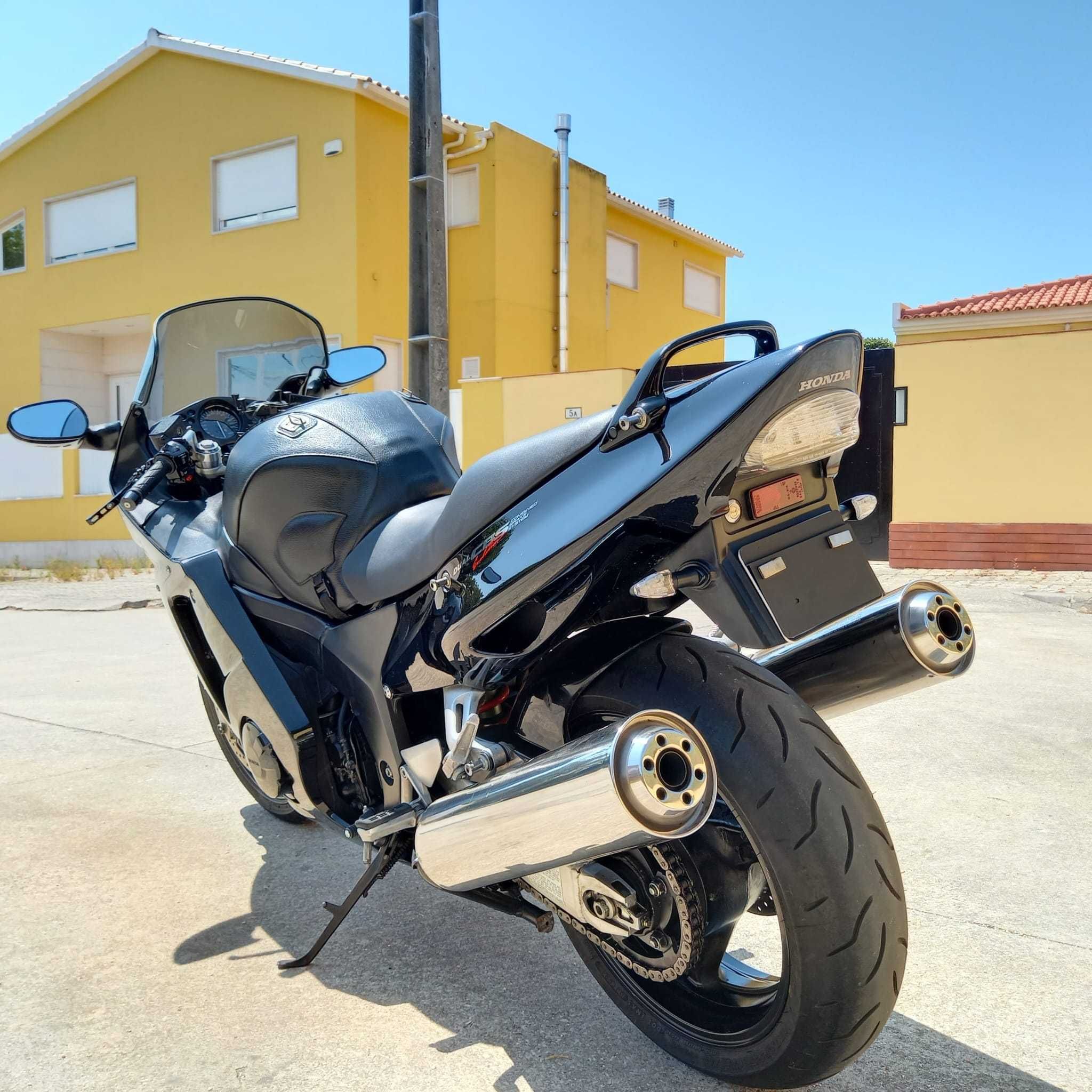 Honda CBR 1100XX Super Blackbird