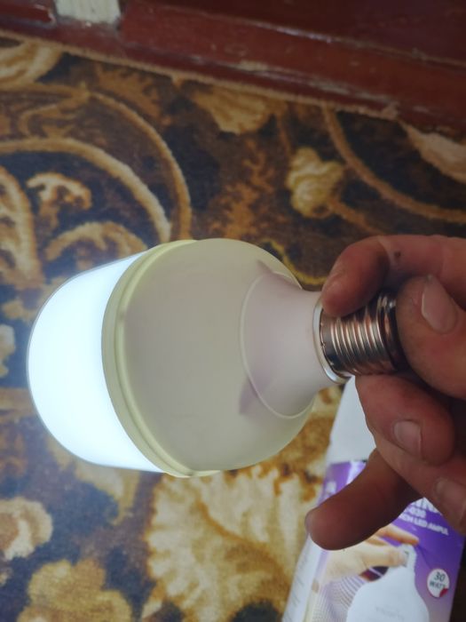 Джерело постійного світла