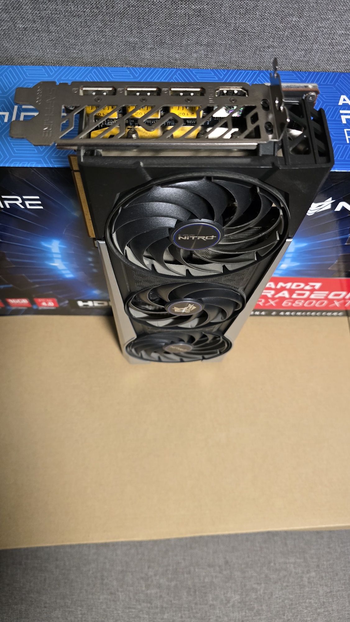 Sapphire RX 6800XT  Nitro+ 16 Gb, 256 bit