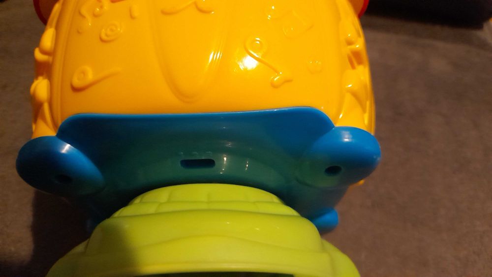 zabawka bębenek interaktywny