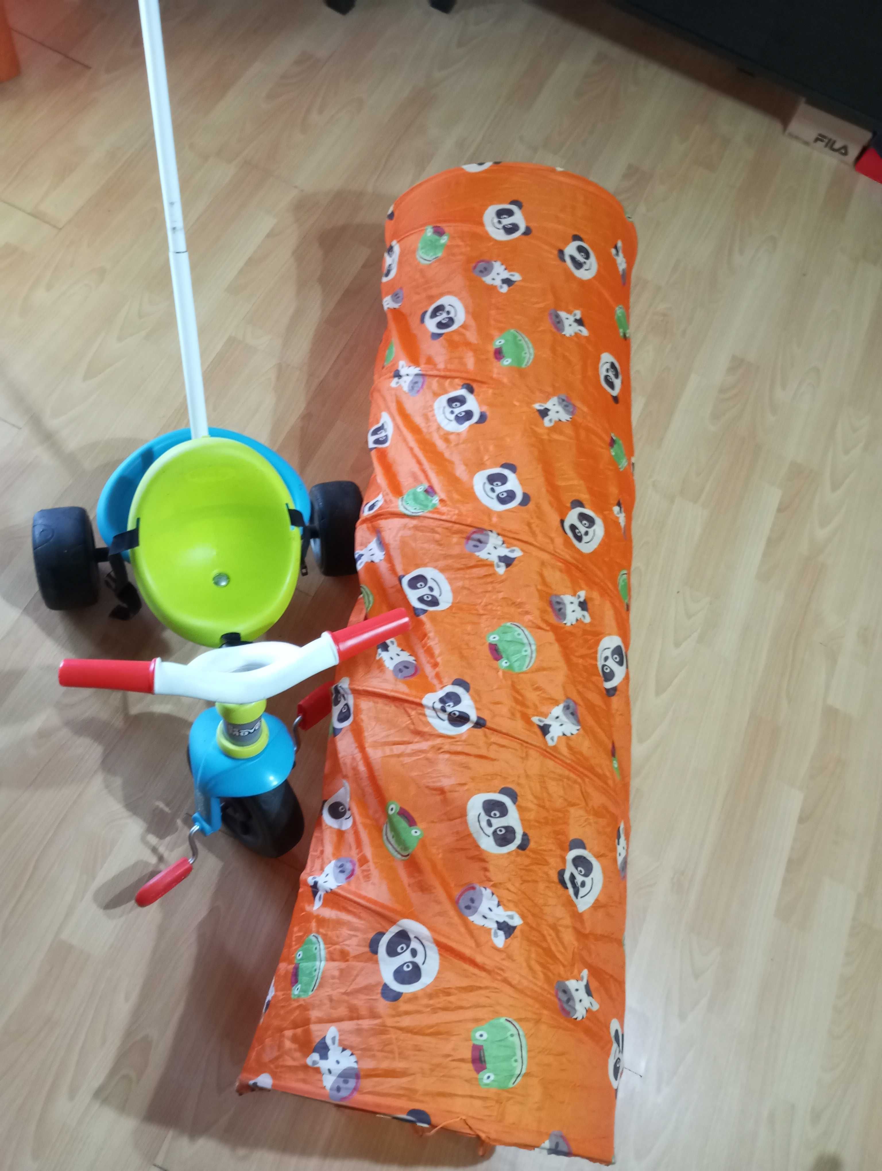 Triciclo de criança