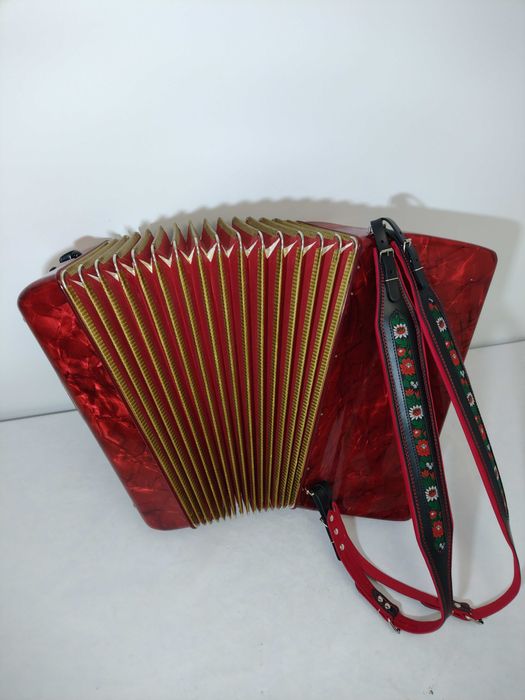 Akordeon Hohner Lucia III, 96 basów ,trzy chóry stan bdb zamiana!!!