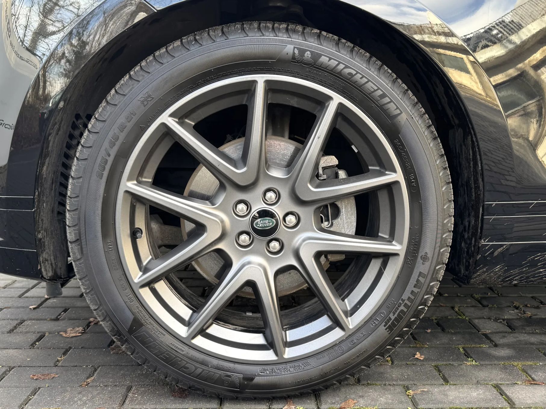 Land Rover Range Rover Velar 2.0D 204 KM AWD R-Dynamic SE