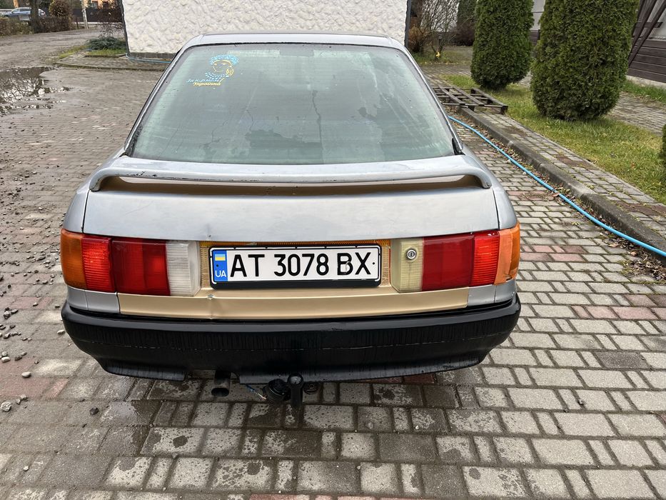 Ауді 80 1.8 газ бензин