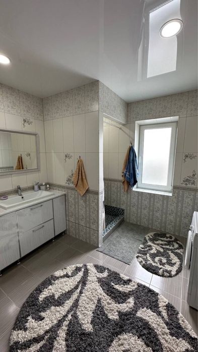 Оренда 3-х кімнатного будинку, по вул. Димківська (середина).