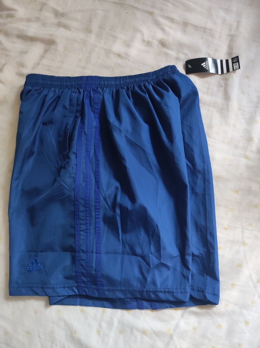 Adidas  XL (50) лампаси лого вишивка