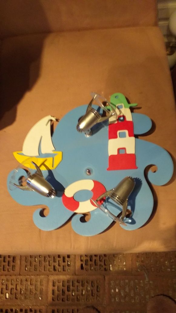 Lampa plafon do dziecięcego pokoju