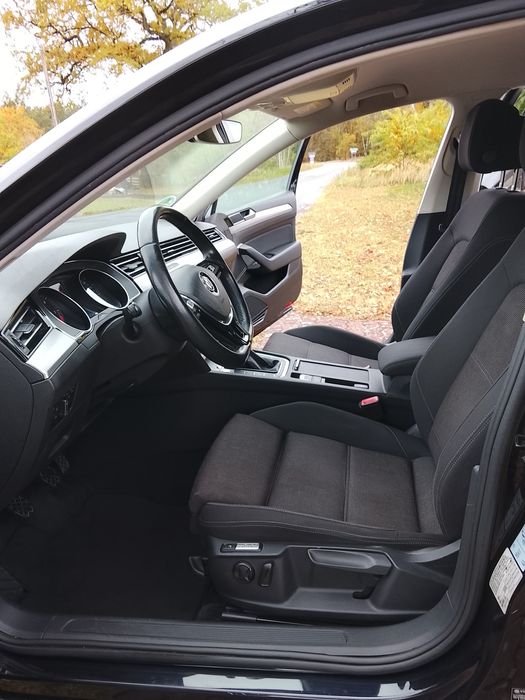 VW Passat B8 2.0 TDI, Ergocomfort, parktronic, klimatronic, z Niemiec
