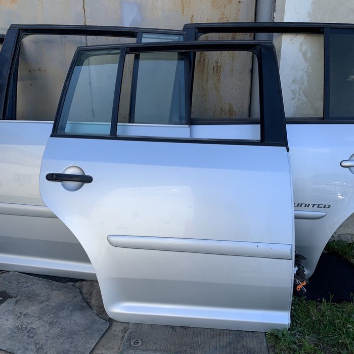 Двері Touran дверка тауран LA7W передня, задня дверь