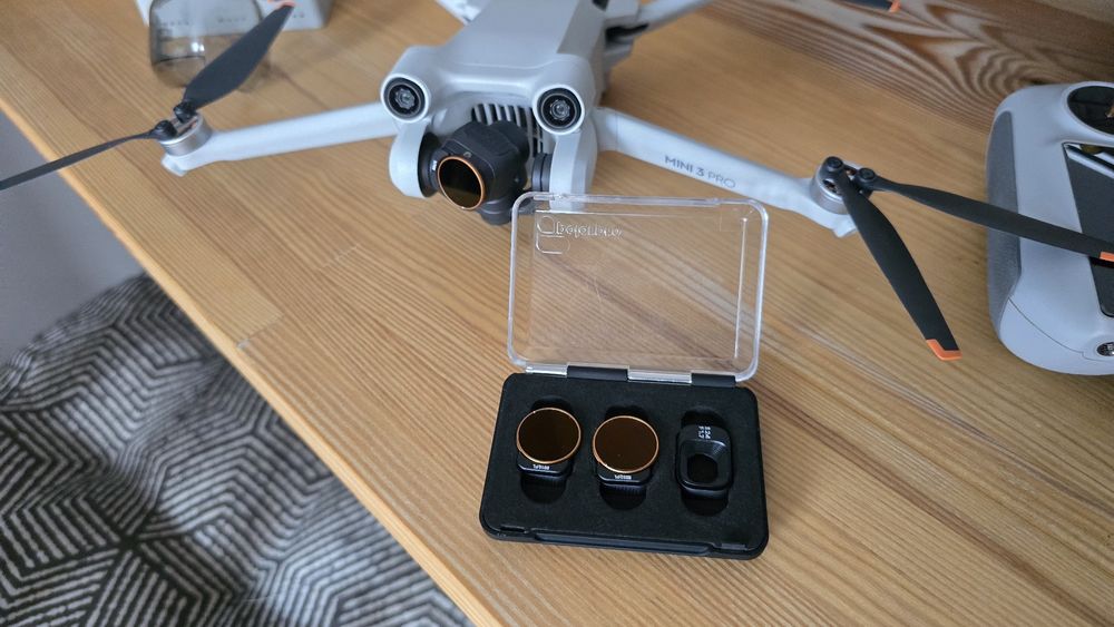 Dron DJI Mini 3 Fly More Combo (DJI RC)