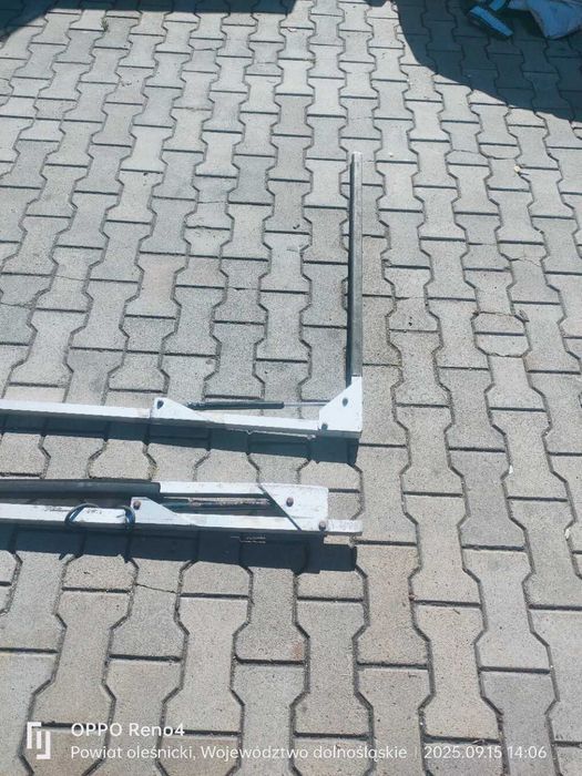 Miarki do mierzenia wysokosci załadowanych samochodów Lohr autotransp.
