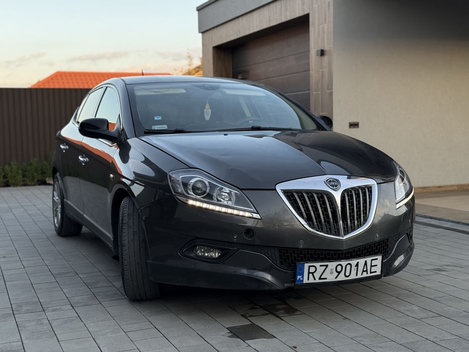 Lancia Delta 1.6 Dizel Avtomat