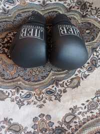 Боксерски перчатки Jeb