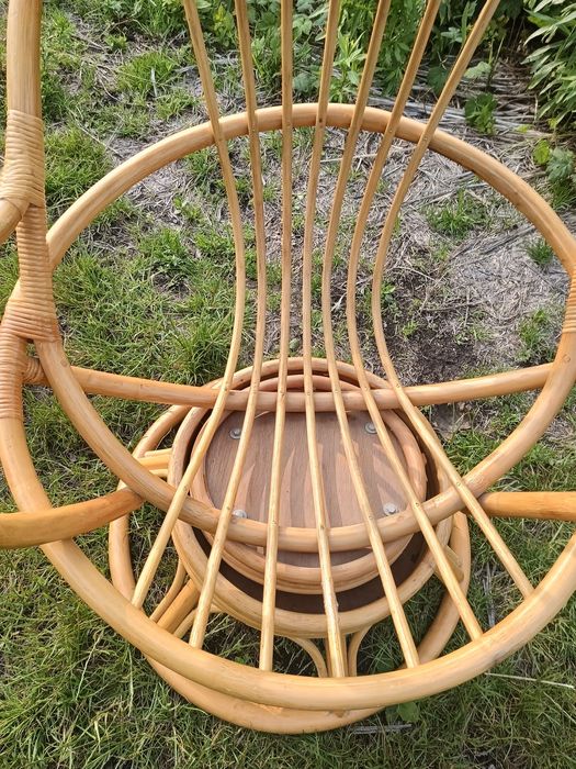 Fotel rattanowy obrotowy