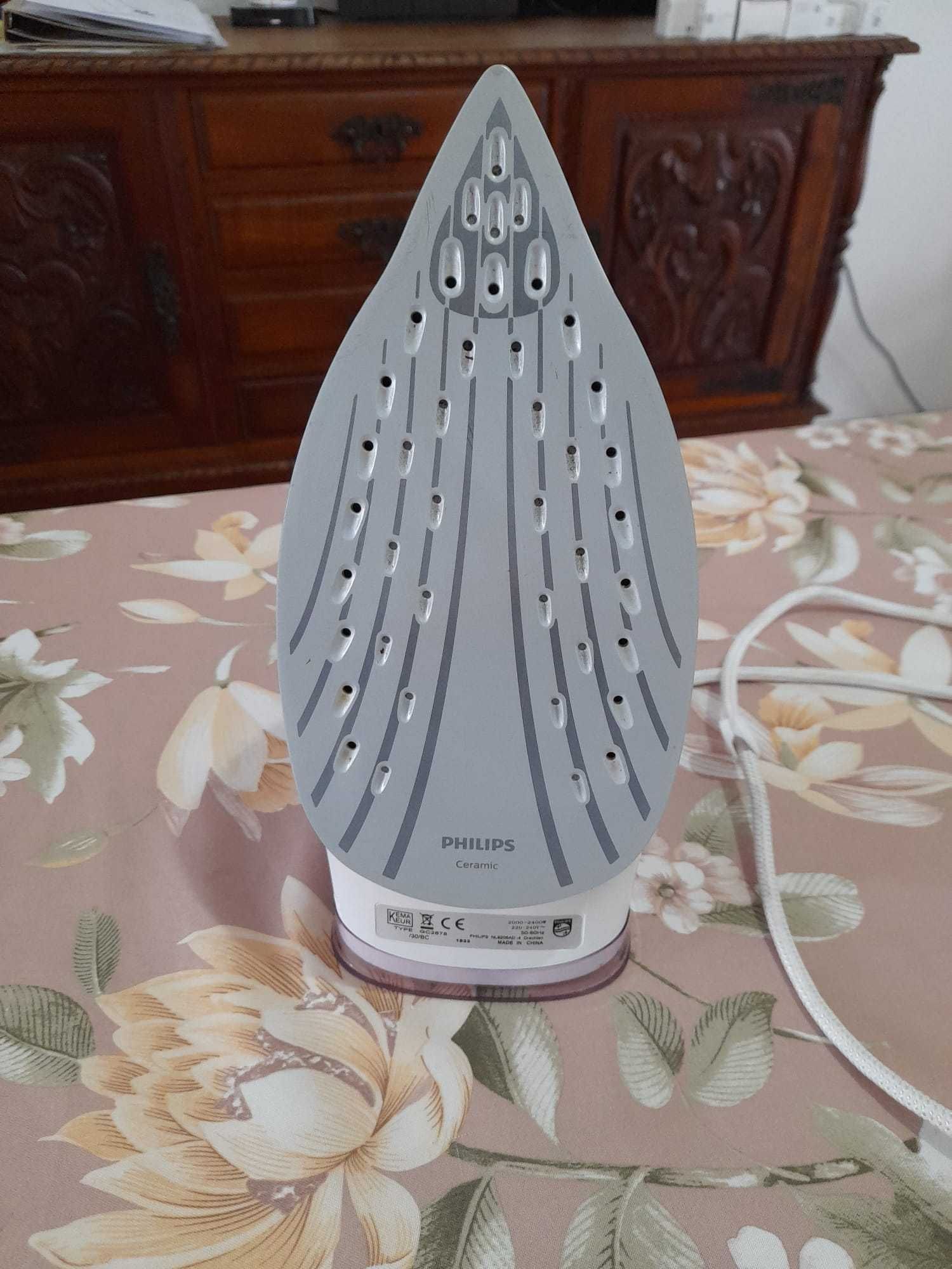 ferro de engomar philips 2000 w