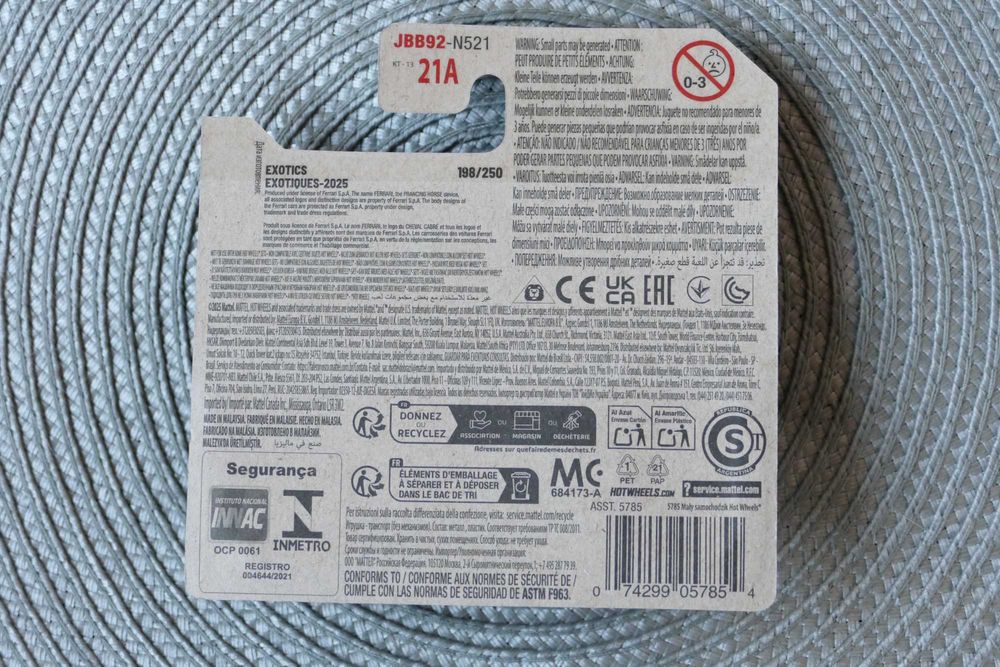 Hot Wheels autko "Resorak" FERRARI F40 COMPETIZIONE edycja 2025r.
