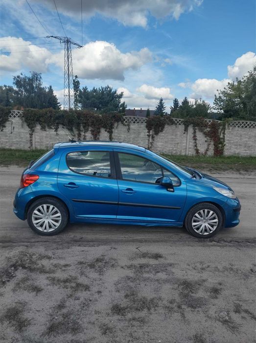 Sprzedam PEUGEOT 207 1.6 HDI do jazdy, sprawny 2007r ! Klima !