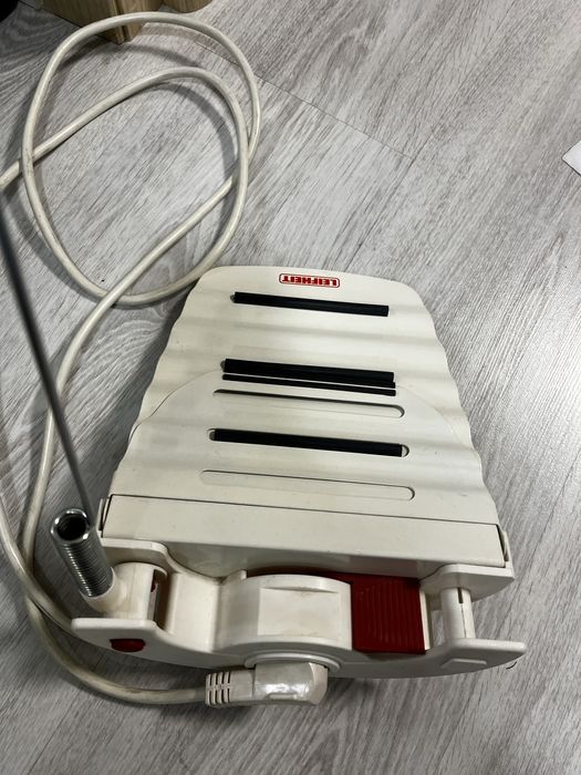 Підставка для утюга на дошку Leifheit