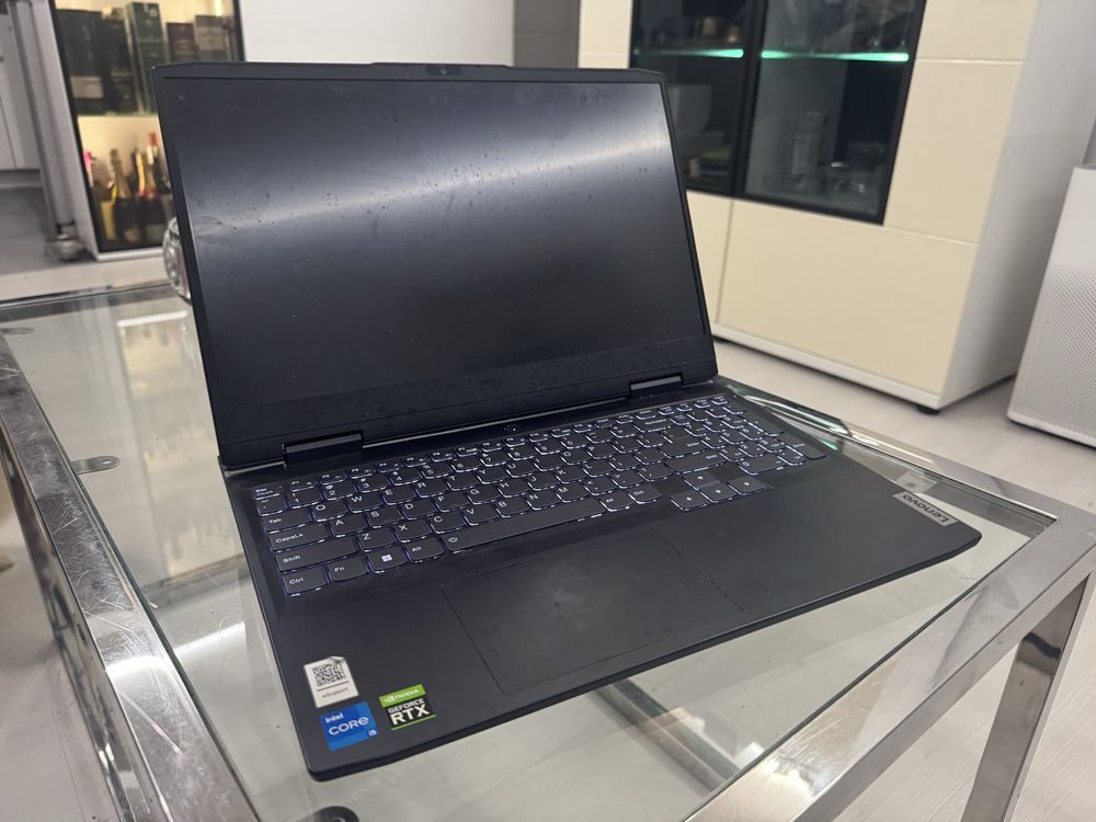 Laptom Lenovo IdeaGaming 3 15IAH7 i5 12gen