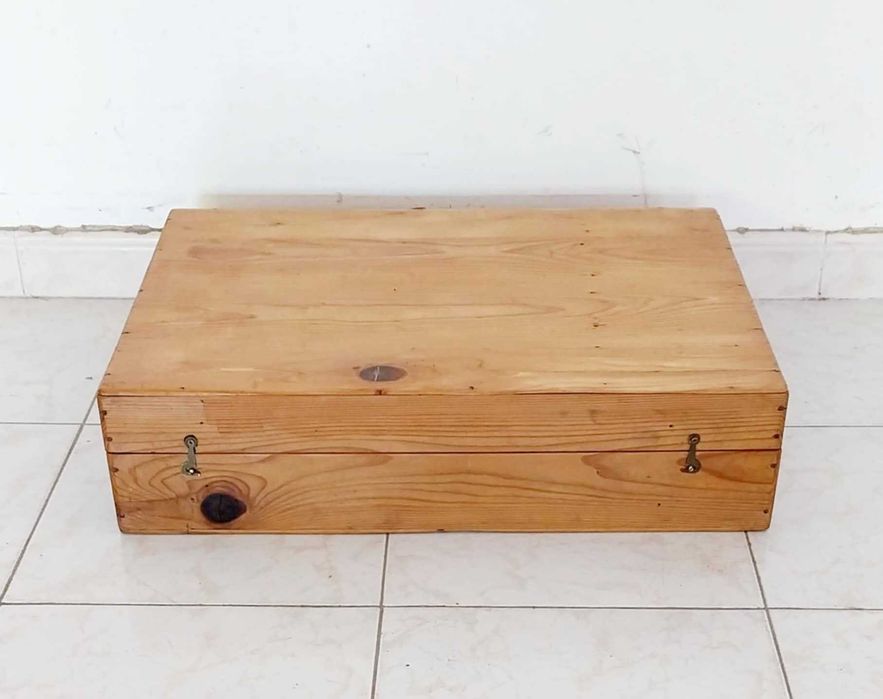 Antiga Caixa / Estojo de Arquiteto (CASQUINHA) da D. Ferreira-TRAMAGAL