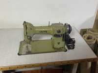 Vendo máquina de costura  eléctrica “ Oliva “