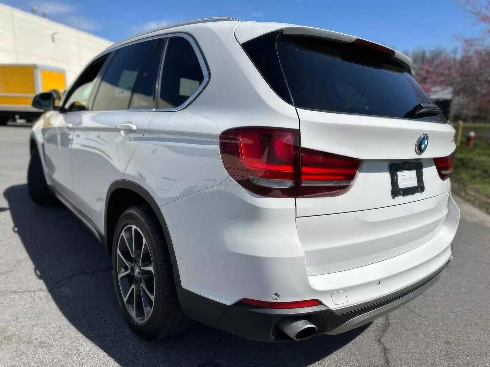 2017   BMW    X5